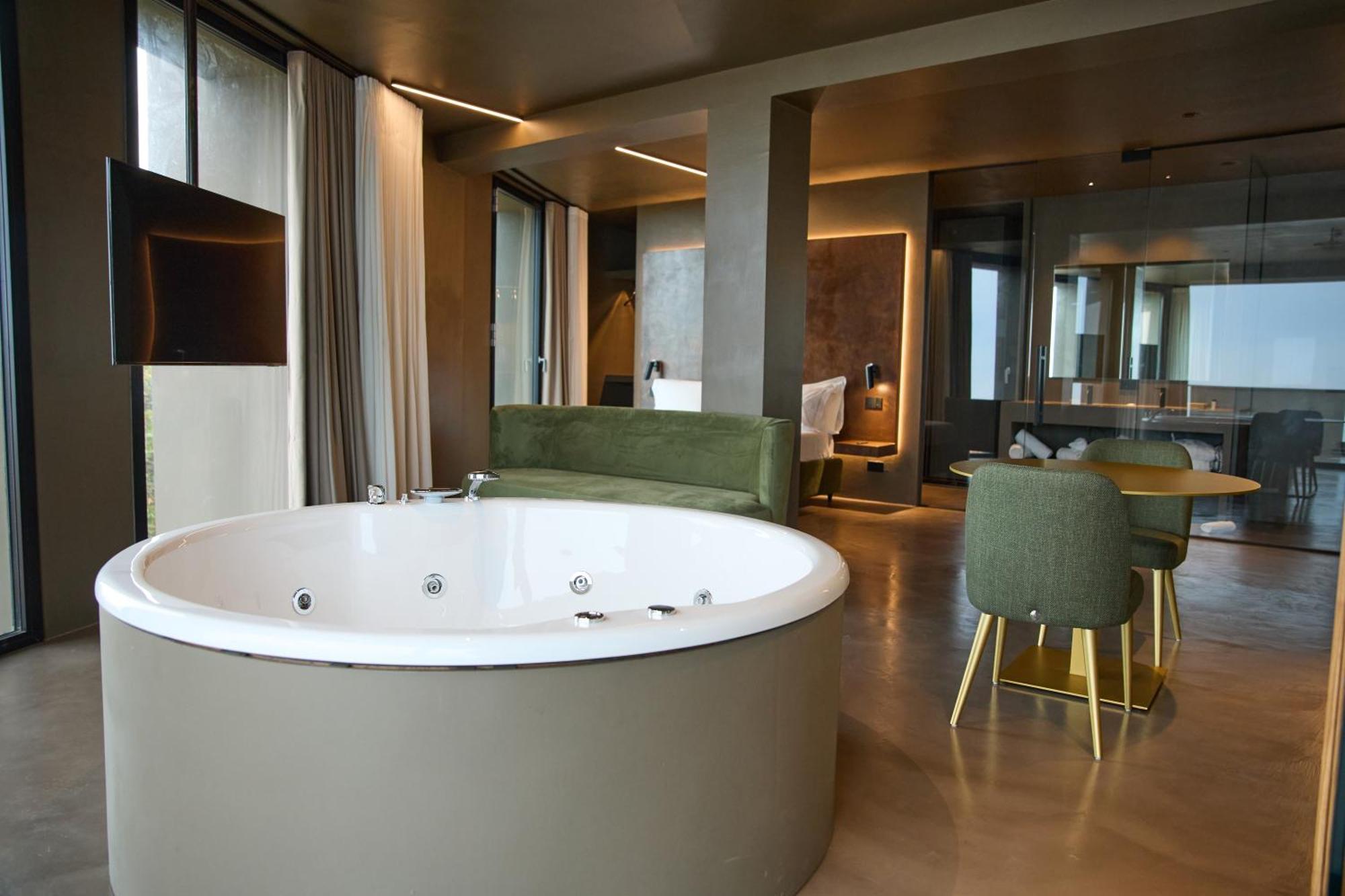 Le Agavi Resort & Spa Saludecio Eksteriør billede